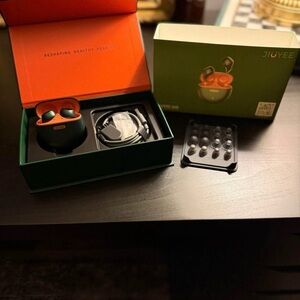 JIUYEE Wireless Earbuds with Charging Case